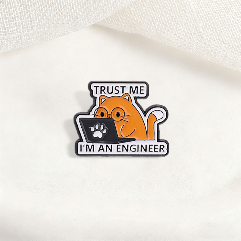I'm An Engineer Quote Enamel P - Trending Tech Accessories recension och pris