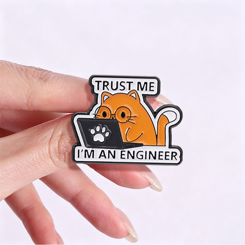 I'm An Engineer Quote Enamel P - Trending Tech Accessories recension och pris